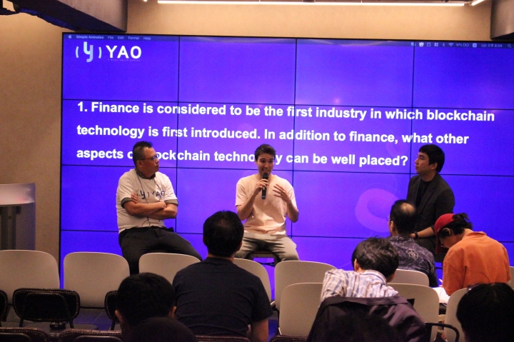 (왼쪽부터) Victor Lee YAO Network Asia CEO, Patrick Colangelo VIDY CEO, 정근용 인큐블록 본부장 [사진=인큐블록]