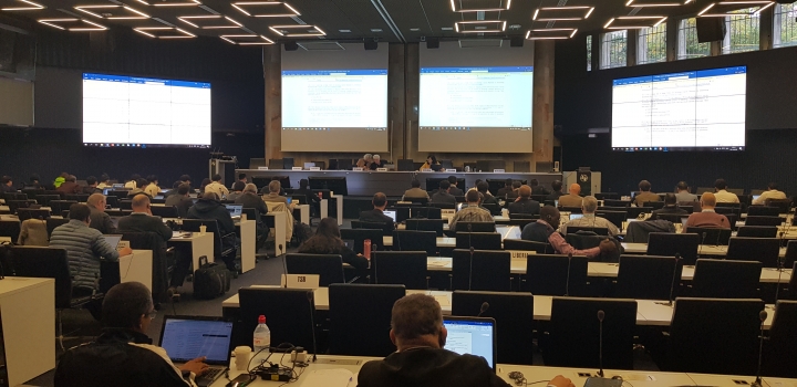 ETRI 연구진이 스위스 제네바에서 열린 ITU Popov 국제 표준 회의에 참석한 모습. [사진=한국전자통신연구원]