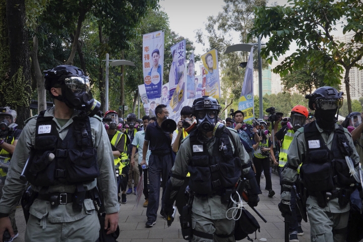 홍콩 시위가 무력충돌로 이어지자 외교부는 여행자제를 발령했다. [사진=연합뉴스]
