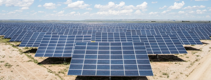 OCI가 미국 텍사스주에 건설한 66MWdc 규모 Pearl 태양광발전소 전경. [사진=OCI]