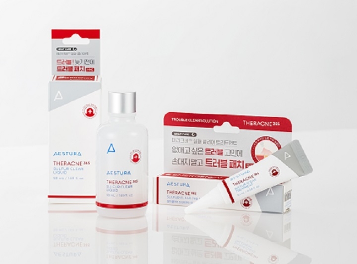 에스트라가 피부 트러블 치유 화장품 ‘테라크네365 설퍼’를 출시했다. [사진=아모레퍼시픽]