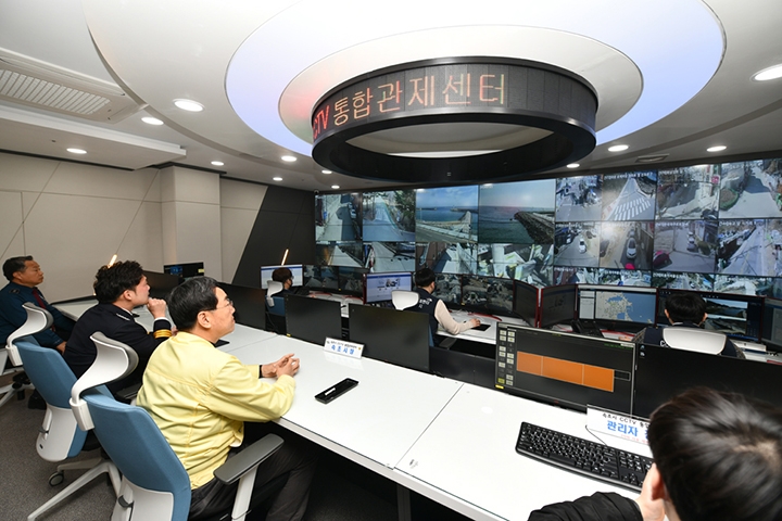 속초시 CCTV통합관제센터 모습. [사진=속초시]