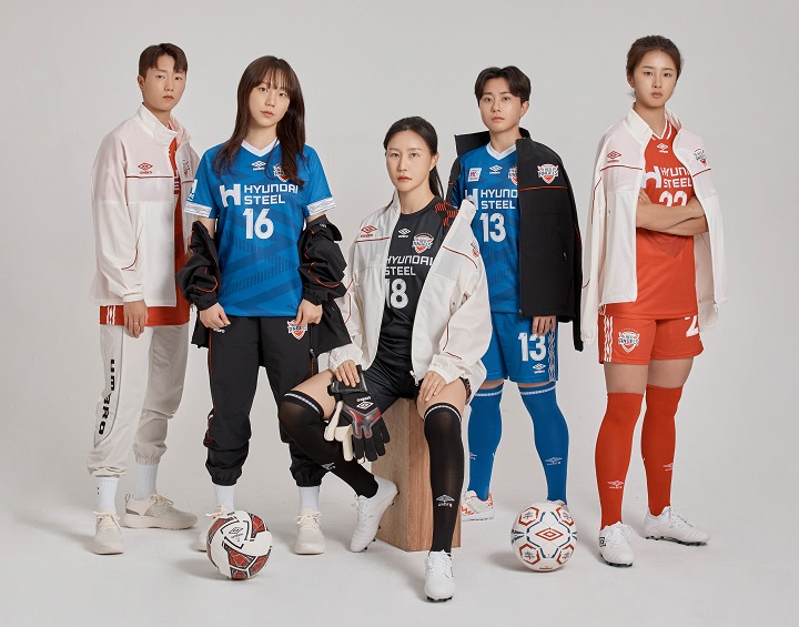 현대제철 여자축구단 ‘레드엔젤스’ 선수들. [사진=현대제철]