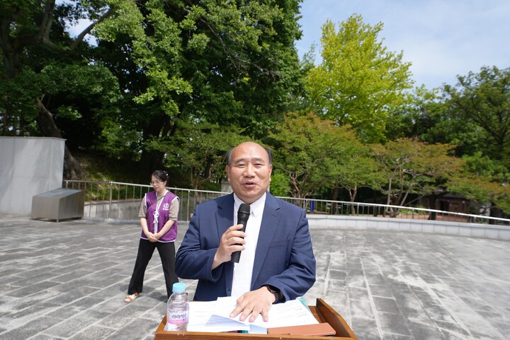 격려사에 나선 조창언 여성연합 상임고문 [사진=세계평화여성연합 광주전남지부]