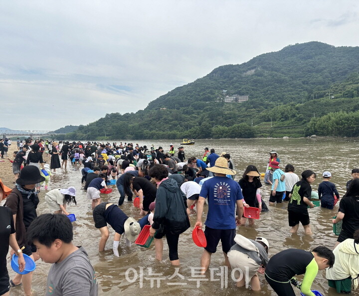 하동섬진강문화재첩축제, 지역 대표 여름축제로 입지 다져