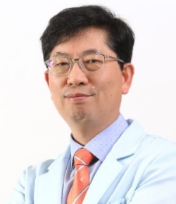 강영중 병원장 [사진=사천시]