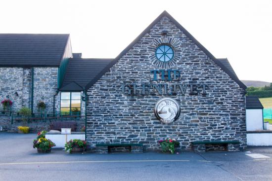 굴렌리벳 증류소. [사진=더 글렌리벳]