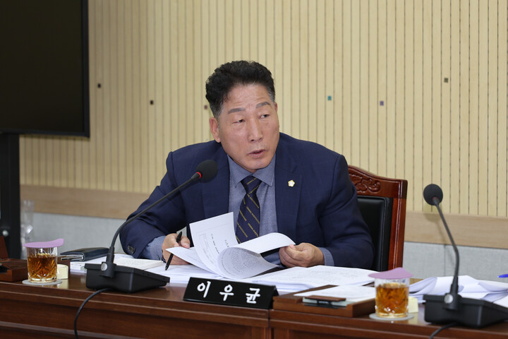 이우균 의원(경제문화위원회 발언사진). [사진=청주시의회]