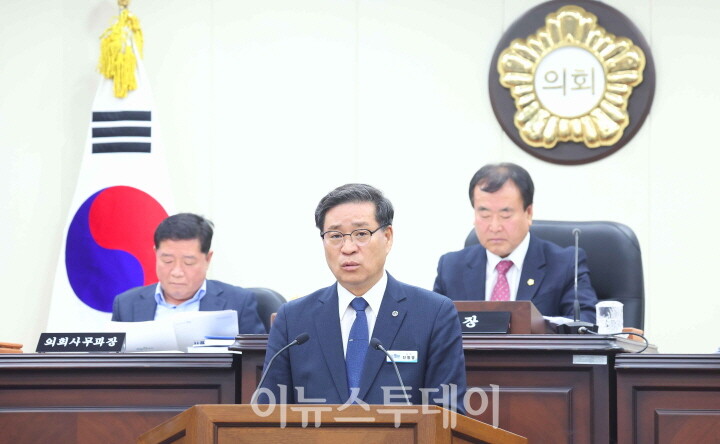 시정 연설하는 진병영 함양군수[사진=함양군]