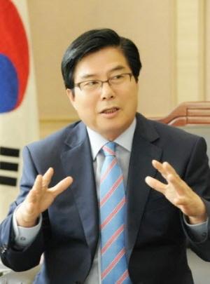 유두석 군수 "국립심혈관센터 유치, 장성미래를 바꿀 최대 국책사업" - 뉴스 썸네일 이미지