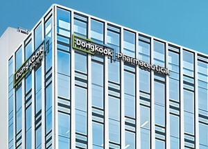 사상 최대 실적 찍은 동국제약···헬스케어·신약으로 '1조 매출' 겨냥 - 뉴스 썸네일 이미지