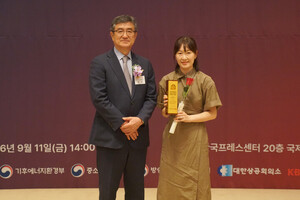 무신사, K패션 '가치소비' 이끈 공로 인정···ESG패션플랫폼 대상 수상 - 뉴스 썸네일 이미지